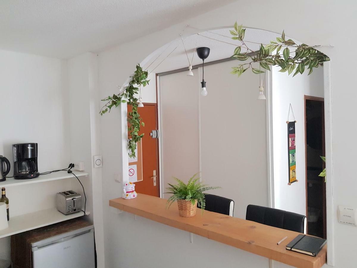 Au Petit Thai - T2 Avec Balcon - Montpellier Centre Lägenhet Exteriör bild